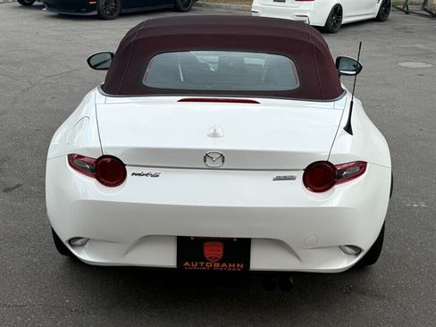 Used 2018 MAZDA MX-5 Miata Grand Touring RWD image 12