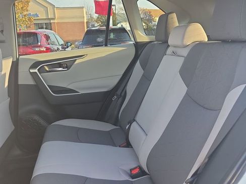 Used 2024 Toyota RAV4 XLE image 26
