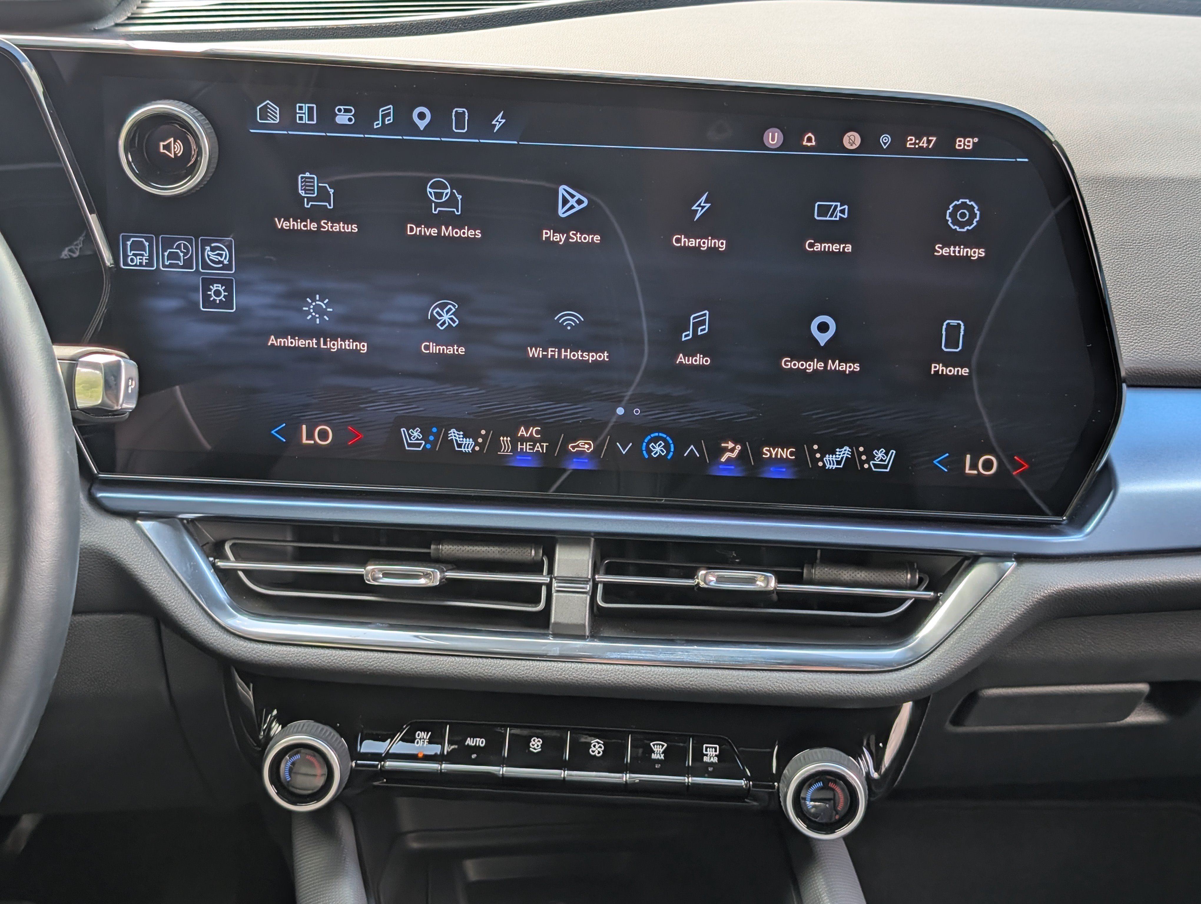 Used 2025 Chevrolet Equinox EV LT w/ Convenience Package II FWD image 26