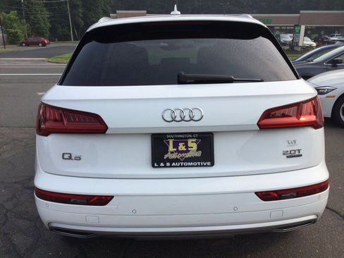 Used 2018 Audi Q5 2.0T Premium Plus w/ Premium Plus Package AWD/4WD image 8