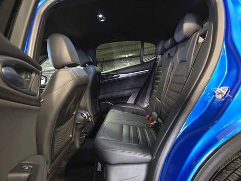 Used 2018 Alfa Romeo Stelvio Ti Sport image 27