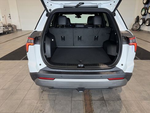 New 2026 Chevrolet Equinox LT w/ Convenience Package II image 5