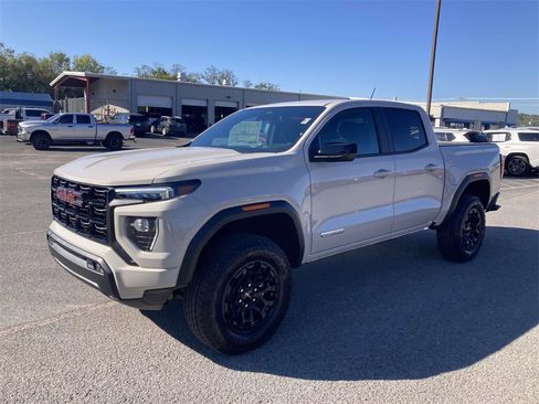 New 2026 GMC Canyon Elevation w/ Convenience Package image 8