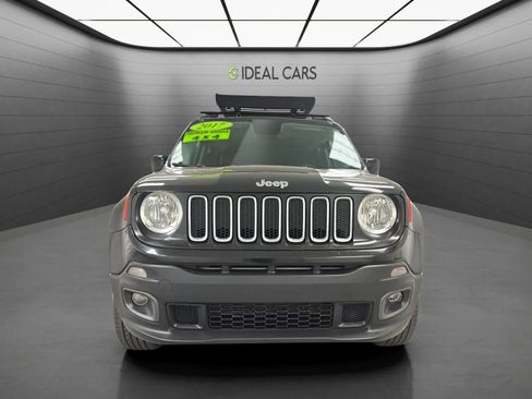 Used 2017 Jeep Renegade Latitude AWD/4WD image 2