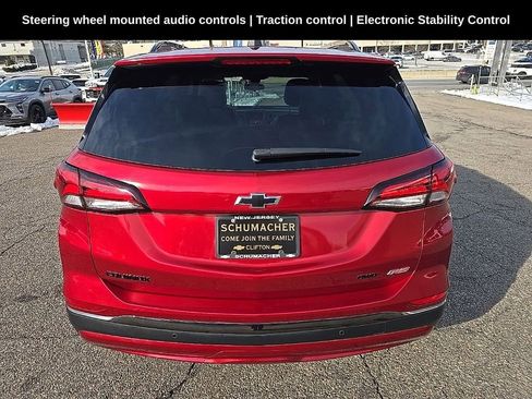 Used 2023 Chevrolet Equinox RS image 4