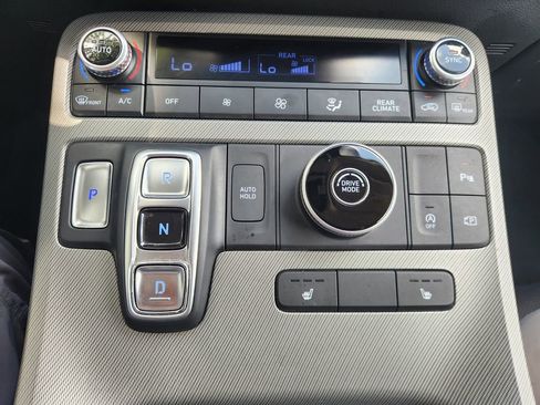 Used 2023 Hyundai Palisade SEL FWD image 20
