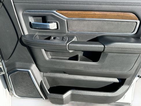 Used 2024 RAM 2500 Laramie image 31