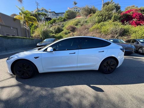 Used 2024 Tesla Model 3 RWD image 9