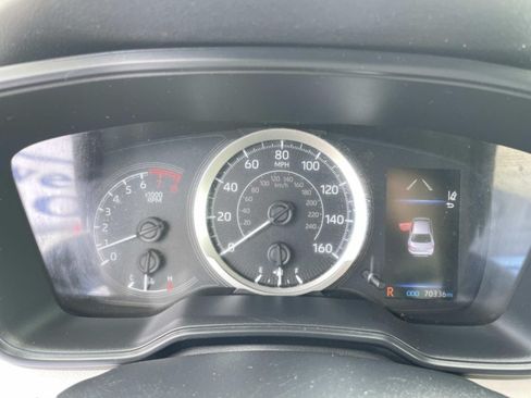 Used 2021 Toyota Corolla LE FWD image 30