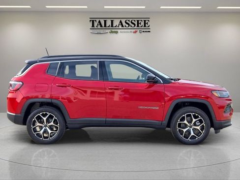New 2026 Jeep Compass Limited AWD/4WD image 12