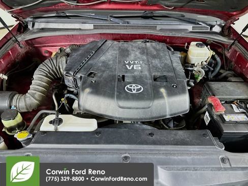 Used 2005 Toyota 4Runner Sport AWD/4WD image 28