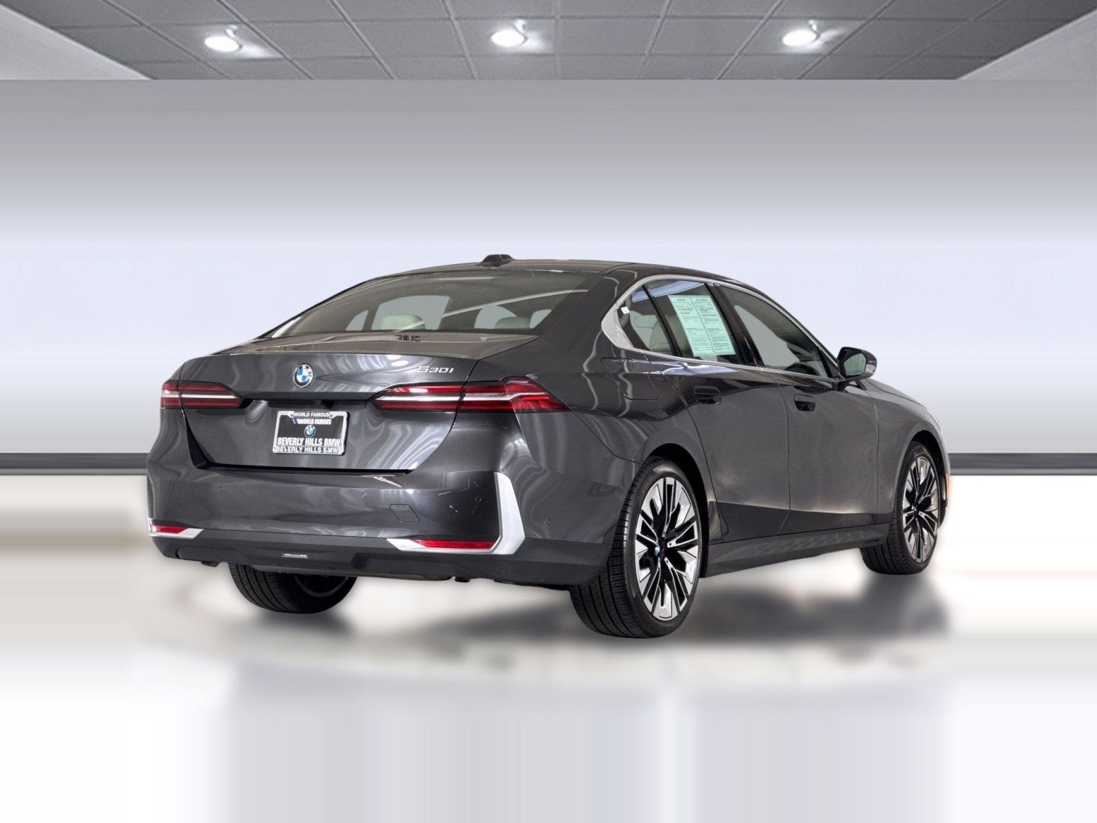 Used 2026 BMW 530i w/ Premium Package RWD image 8