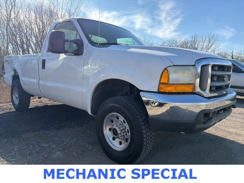 Used 2000 Ford F250 XL image 1