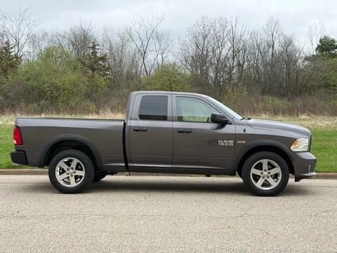 Used 2015 RAM 1500 Express AWD/4WD image 26