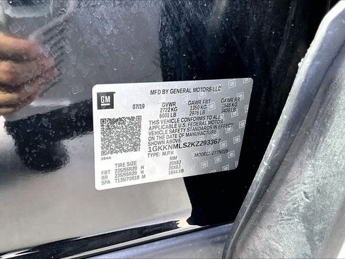 Used 2019 GMC Acadia SLT w/ Black Edition FWD image 31