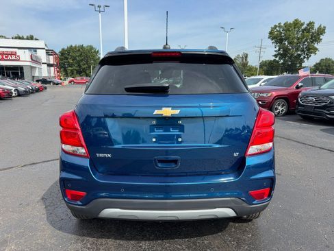 Used 2019 Chevrolet Trax LT w/ Driver Confidence Package FWD image 4