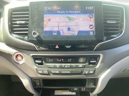 Used 2021 Honda Ridgeline RTL-E image 11