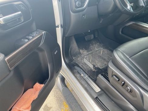 Used 2019 Chevrolet Silverado 1500 LT Trail Boss image 12