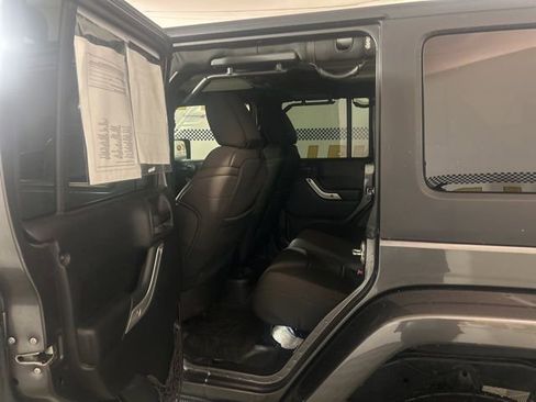 Used 2016 Jeep Wrangler Unlimited Sahara w/ Dual Top Group image 12