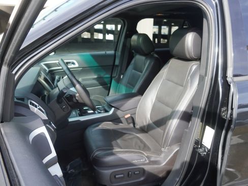 Used 2014 Ford Explorer Sport w/ Equipment Group 401A image 31