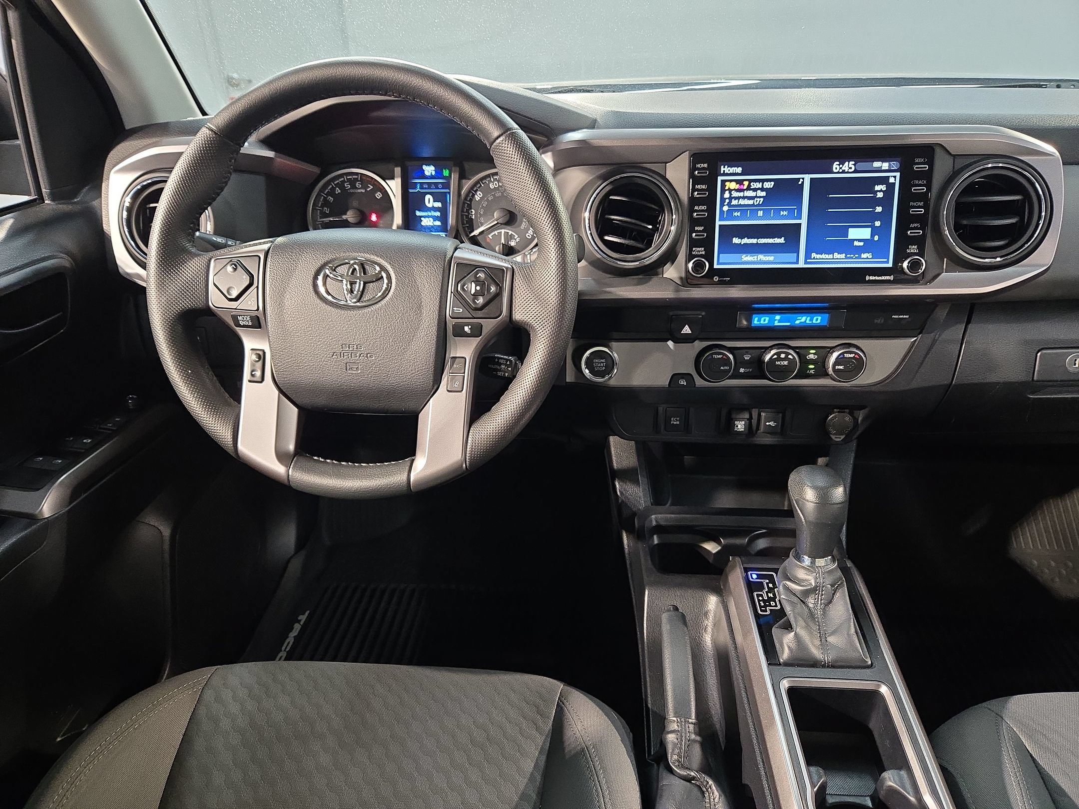 Used 2023 Toyota Tacoma SR5 RWD image 9