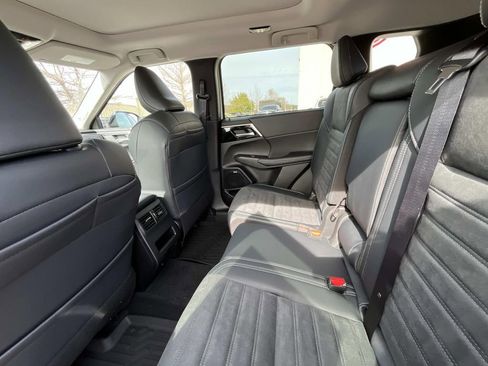 New 2026 Mitsubishi Outlander AWD image 13