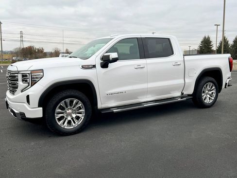 Used 2025 GMC Sierra 1500 Denali image 13