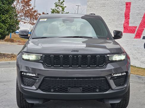 New 2025 Jeep Grand Cherokee Limited w/ Luxury Tech Group II image 2