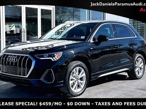 Used 2025 Audi Q3 2.0T Premium w/ Convenience Package image 1