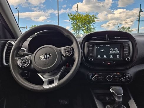Used 2021 Kia Soul LX FWD image 32
