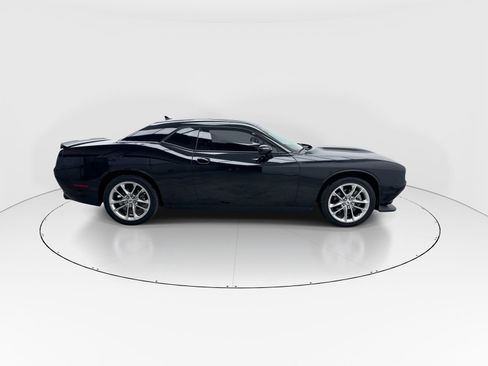 Used 2022 Dodge Challenger GT w/ Plus Package image 9