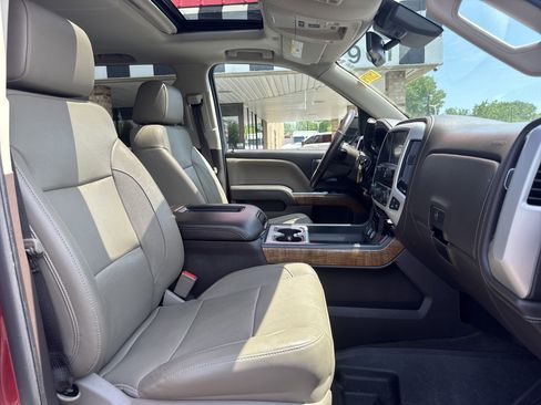 Used 2018 GMC Sierra 1500 SLT AWD/4WD image 30