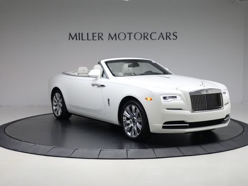 Certified 2018 Rolls-Royce Dawn image 12