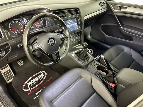 Used 2019 Volkswagen Golf Alltrack S AWD/4WD image 5