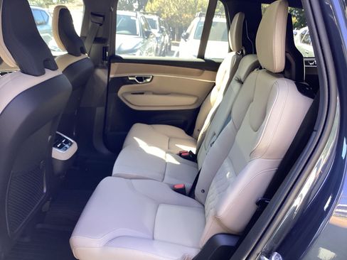 Certified 2026 Volvo XC90 B6 Plus w/ Protection Package Premier AWD/4WD image 33