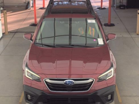 Certified 2022 Subaru Outback Premium image 2