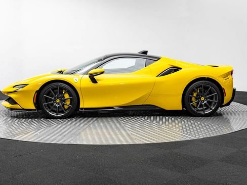 Certified 2022 Ferrari SF90 Stradale image 3