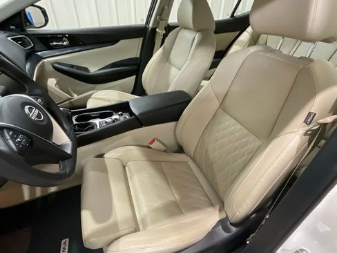 Used 2023 Nissan Maxima Platinum w/ Sport Mat Group image 10