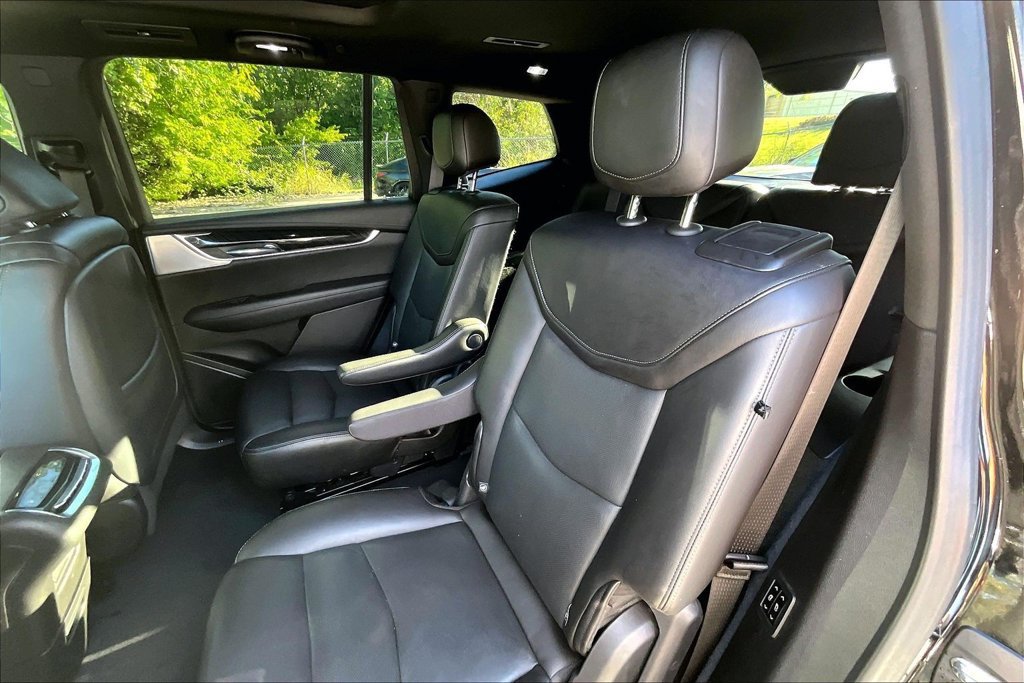 Used 2023 Cadillac XT6 Premium Luxury AWD/4WD image 34