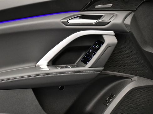 Certified 2025 Audi Q5 Premium Plus w/ Premium Plus image 32