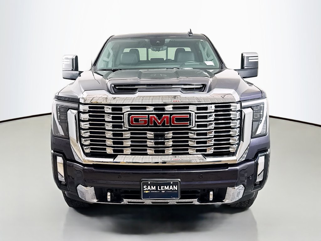 Used 2024 GMC Sierra 2500 Denali w/ Denali Reserve Package AWD/4WD image 2