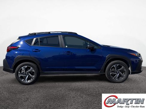 Used 2025 Subaru Crosstrek 2.0i Premium AWD/4WD image 6