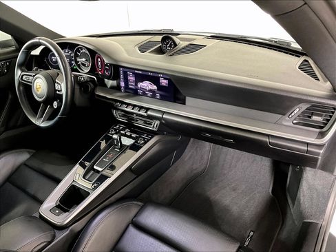 Certified 2020 Porsche 911 Carrera RWD image 17
