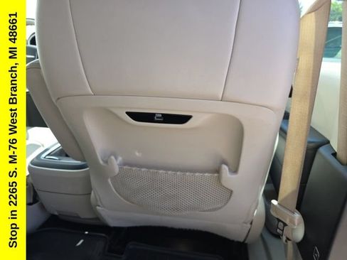 Used 2020 Chrysler Pacifica Limited FWD image 43