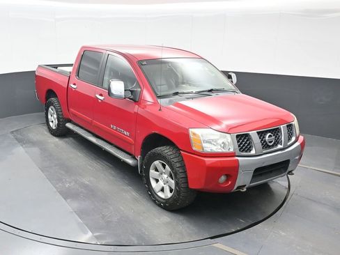 Used 2005 Nissan Titan LE w/ (U01) Nissan Navigation Pkg image 24