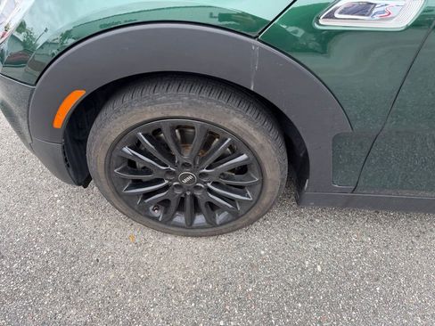 Used 2019 MINI Cooper Clubman S w/ Premium Package FWD image 9