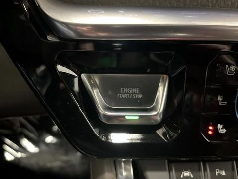 Used 2022 GMC Sierra 1500 Denali w/ Denali Reserve Package image 25