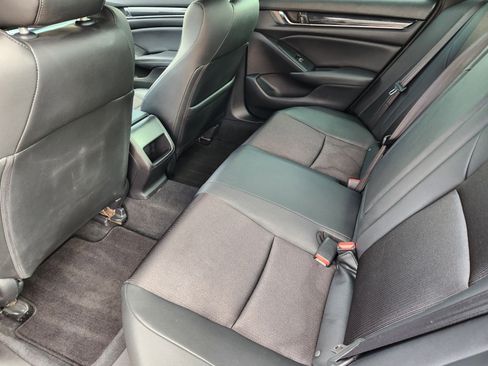 Used 2019 Honda Accord Sport image 40