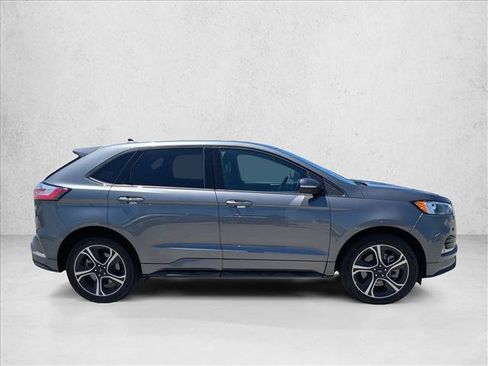 Used 2023 Ford Edge ST AWD/4WD image 4