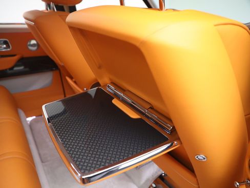 Certified 2023 Rolls-Royce Cullinan Black Badge w/ Driver's Package image 24